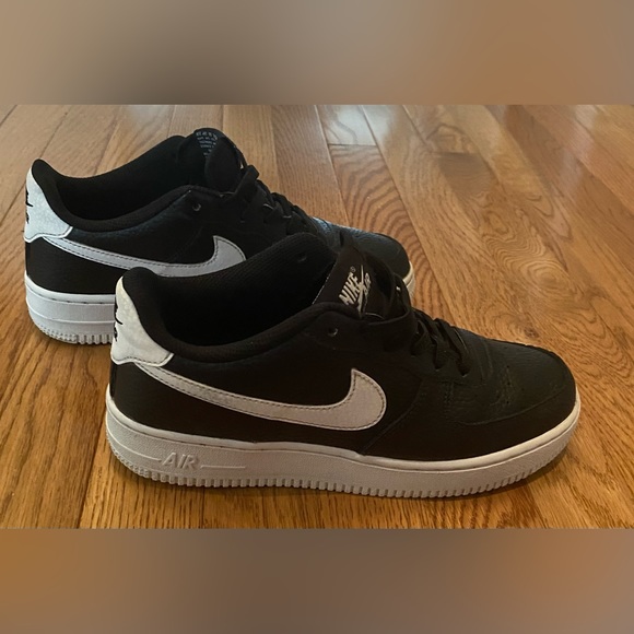 Nike Air Force 1 Youth - Picture 1 of 6